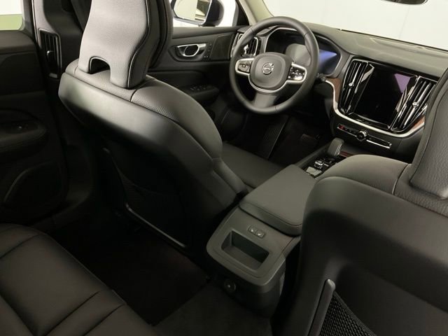 New 2026 Volvo V60 B5 Cross Country Plus w/ Protection Package Premier image 28
