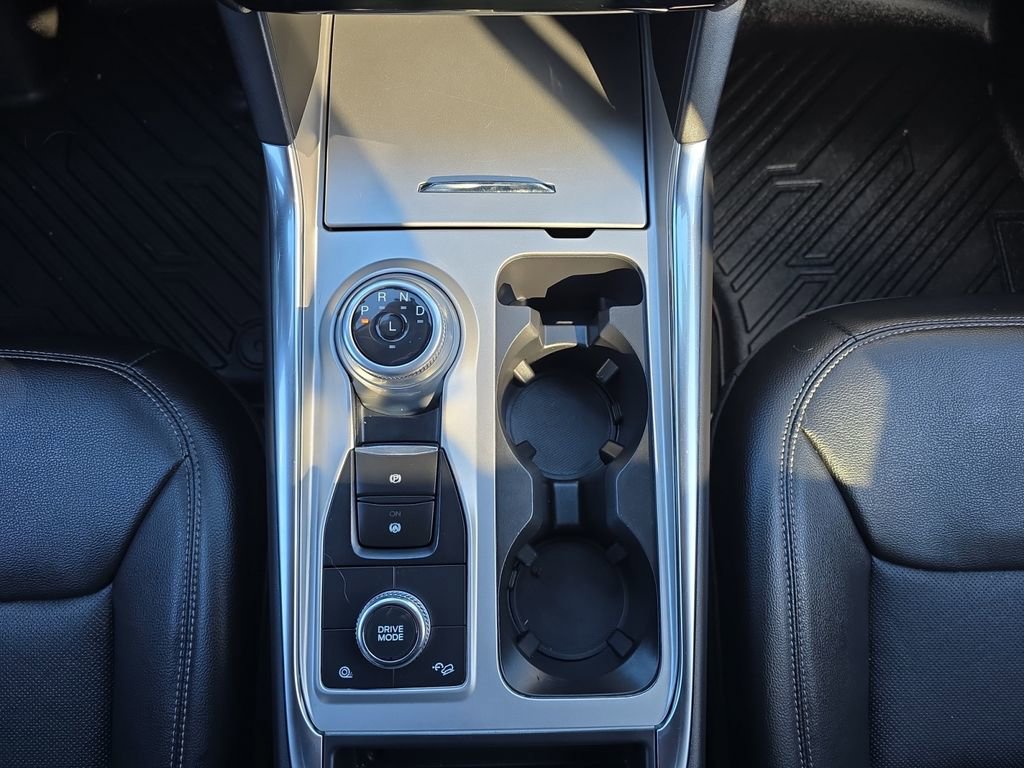 Used 2023 Ford Explorer Limited w/ Equipment Group 301A image 19