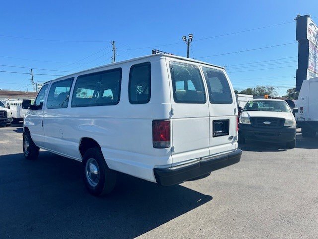 Used 2006 Ford E-350 and Econoline 350 XL image 8