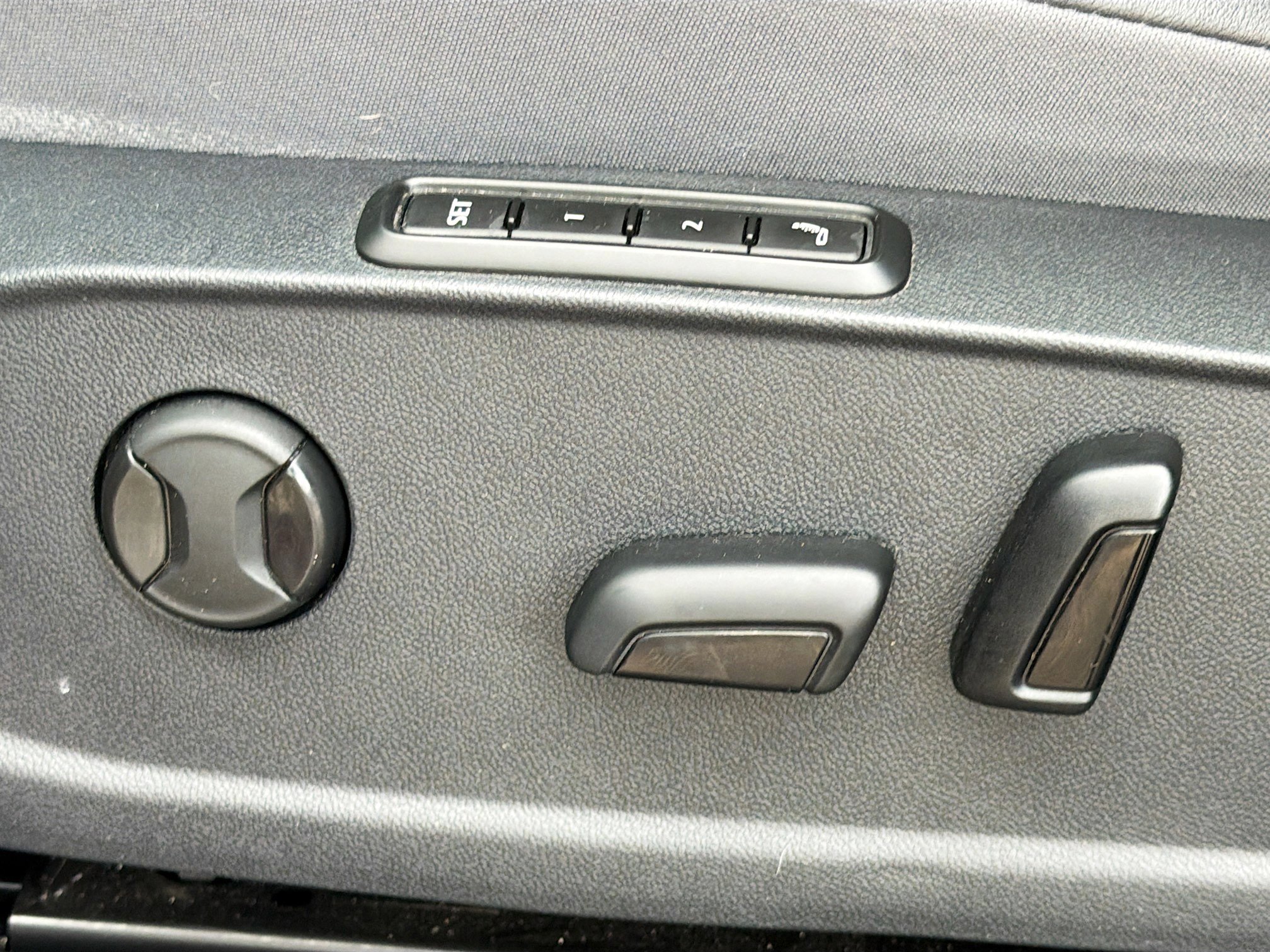 Used 2023 Volkswagen ID.4 Pro S image 25