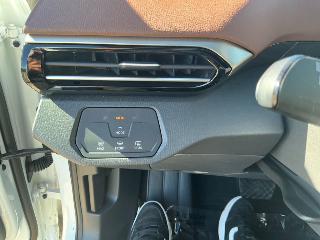 Used 2023 Volkswagen ID.4 Pro image 21