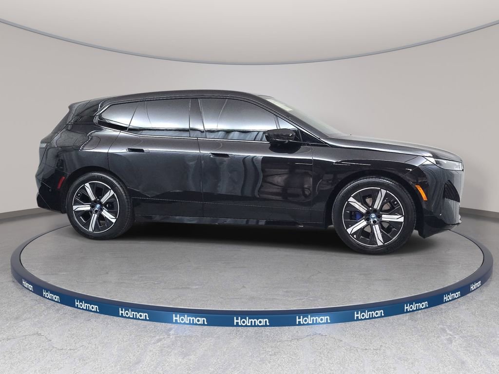 Certified 2023 BMW iX xDrive50 w/ Premium Package image 4