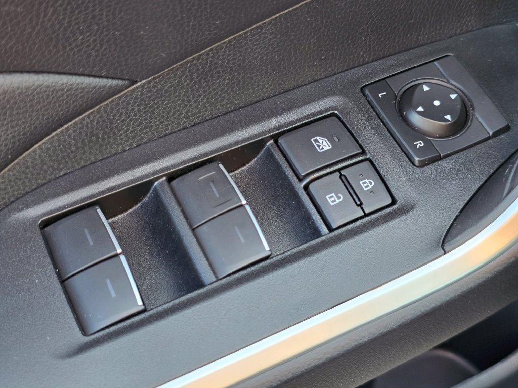 Certified 2025 Toyota RAV4 XLE AWD/4WD image 22