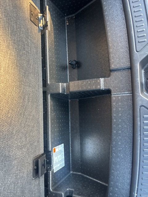 Used 2023 GMC Acadia SLE w/ Driver Convenience Package image 22