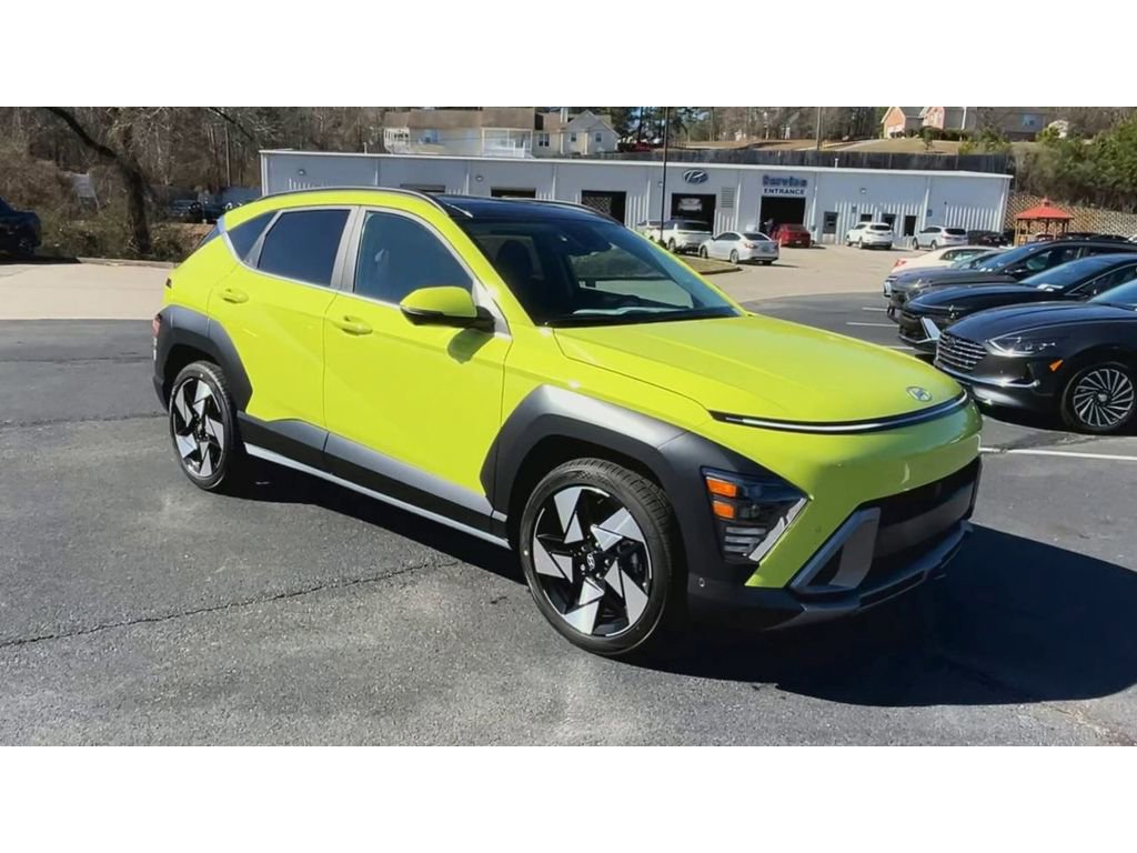 Used 2024 Hyundai Kona Limited image 2