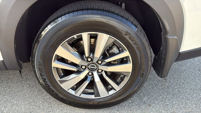 Used 2024 Nissan Pathfinder SL image 31