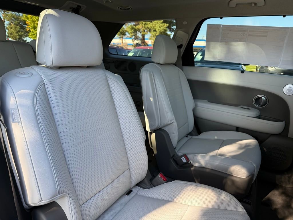 New 2026 Hyundai Palisade Limited image 16