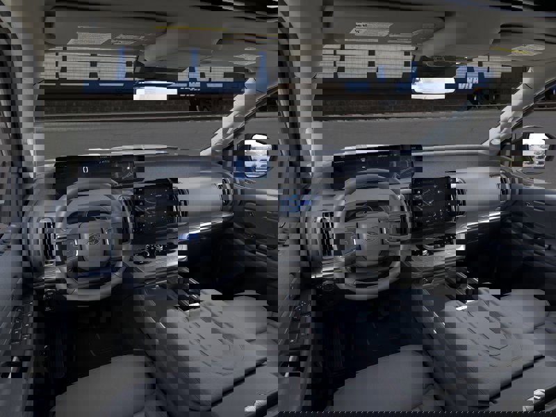 New 2025 Ford Expedition Active image 32