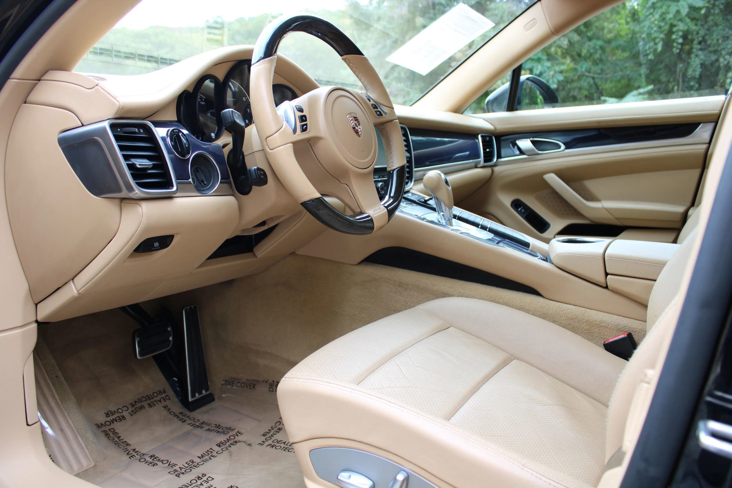 Used 2012 Porsche Panamera 4 image 21