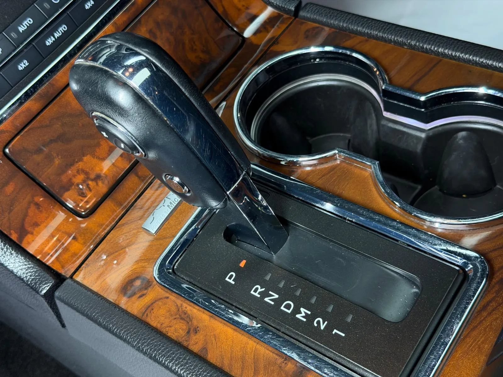 Used 2015 Lincoln Navigator 4WD image 36