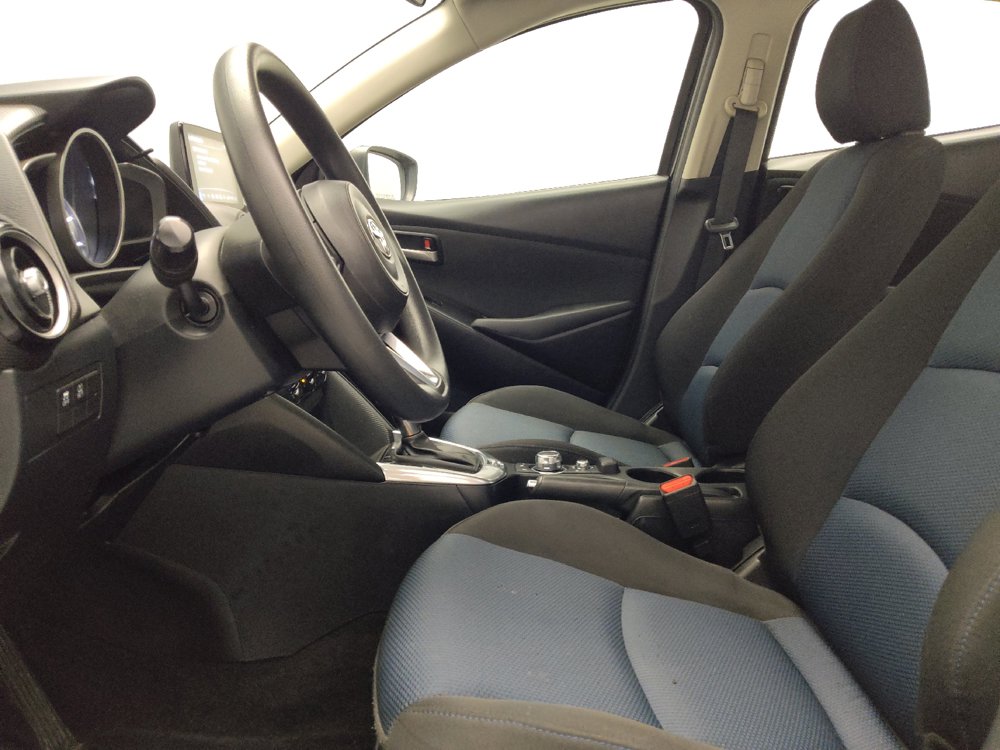 Used 2020 Toyota Yaris LE FWD image 17