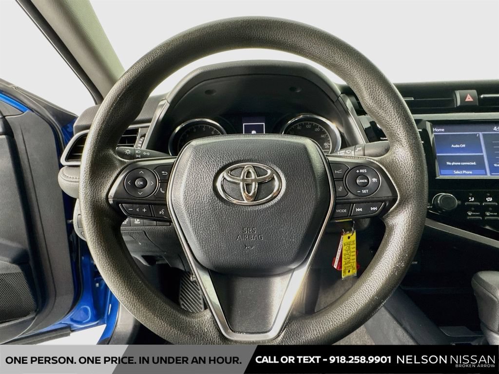 Used 2019 Toyota Camry LE FWD image 11