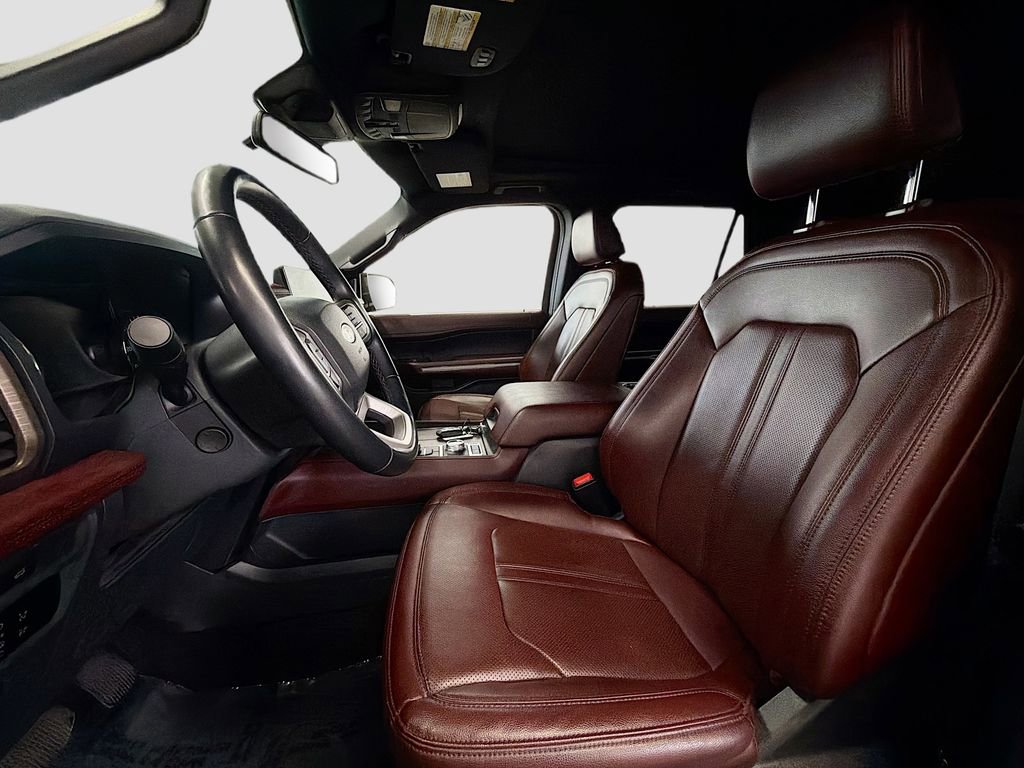 Used 2024 Ford Expedition Limited image 21