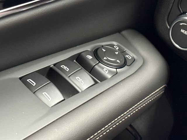 New 2026 GMC Yukon XL Elevation w/ Elevation Premium Package image 8