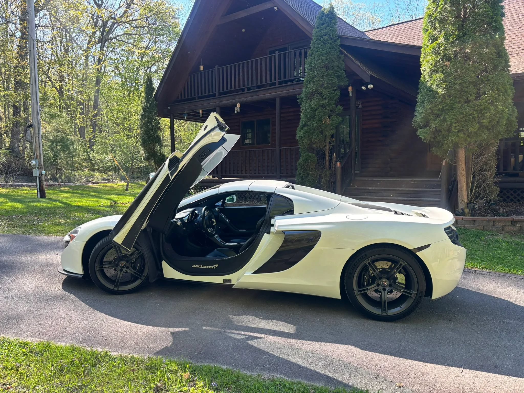 Used 2015 McLaren 650S Spider RWD image 11