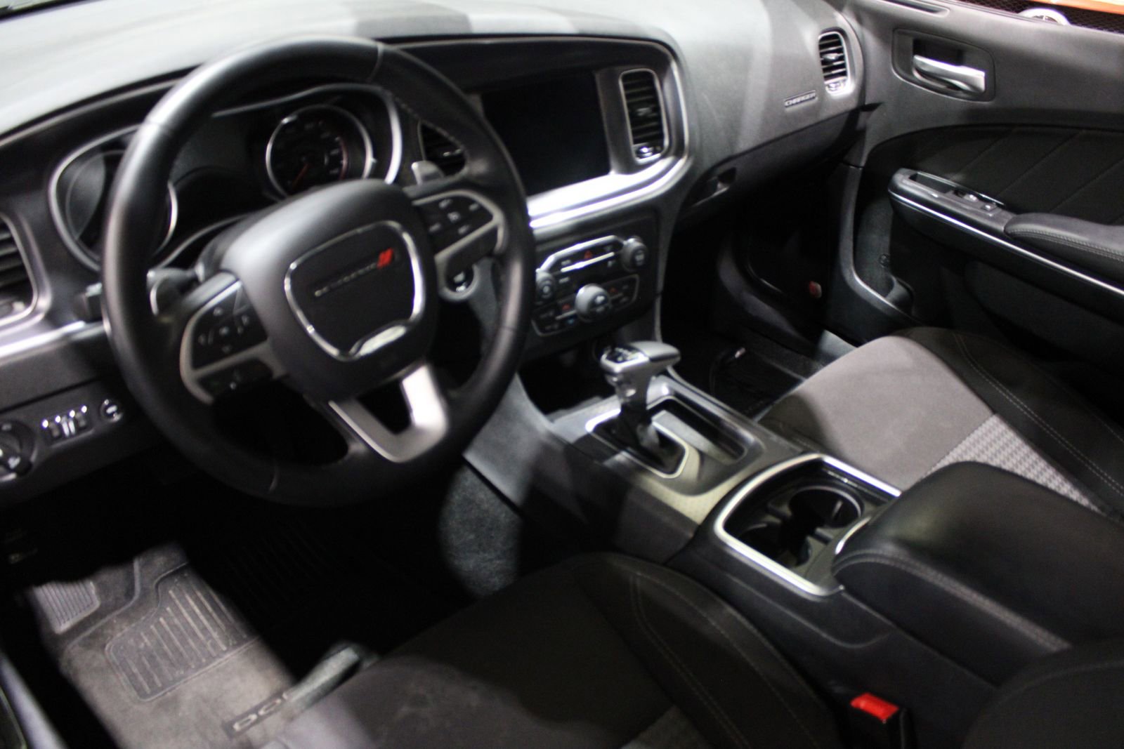 Used 2017 Dodge Charger SXT w/ Rallye Group image 13