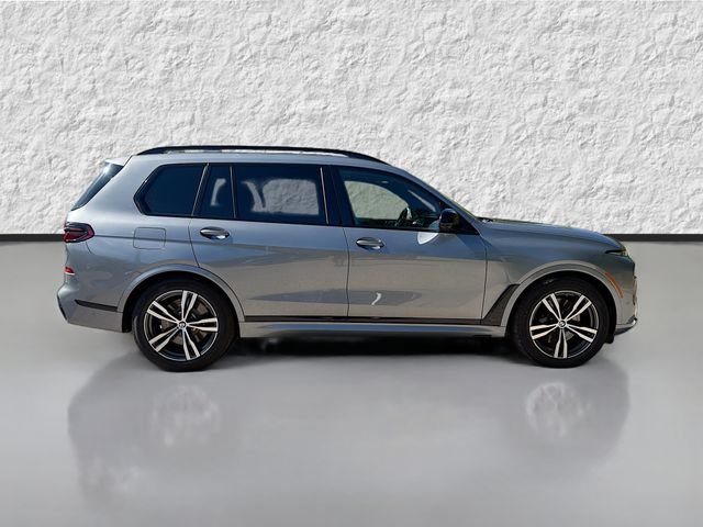 Used 2023 BMW X7 M60i w/ Executive Package AWD/4WD image 2