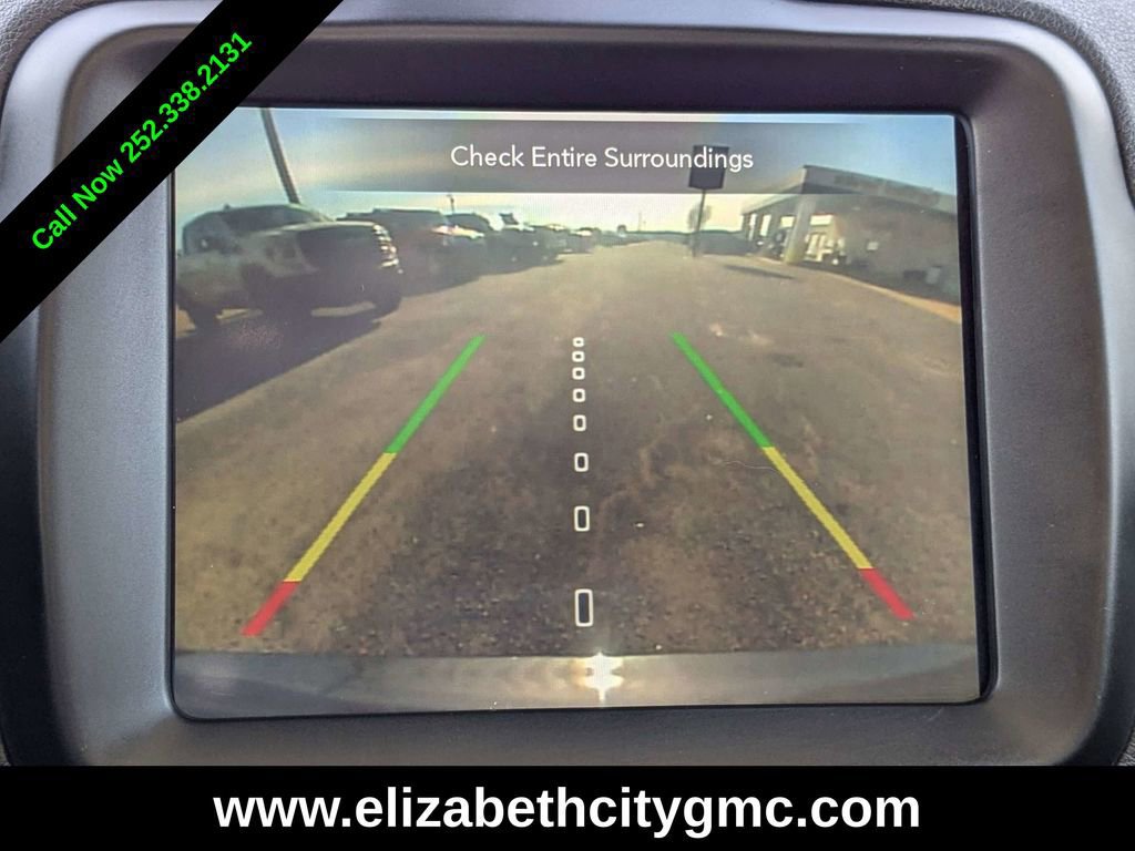 Used 2022 Jeep Renegade Limited w/ Sun, Sound & Wheels Group image 28