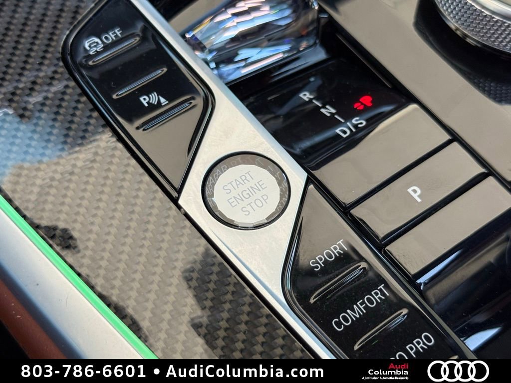 Used 2023 BMW X7 M60i AWD/4WD image 32