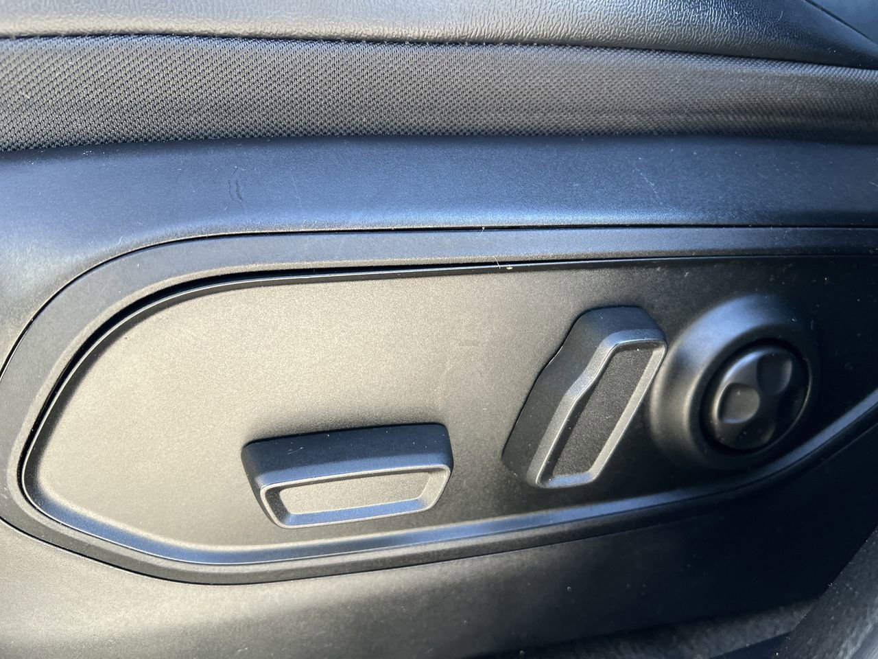 Used 2021 Jeep Grand Cherokee L Limited image 24