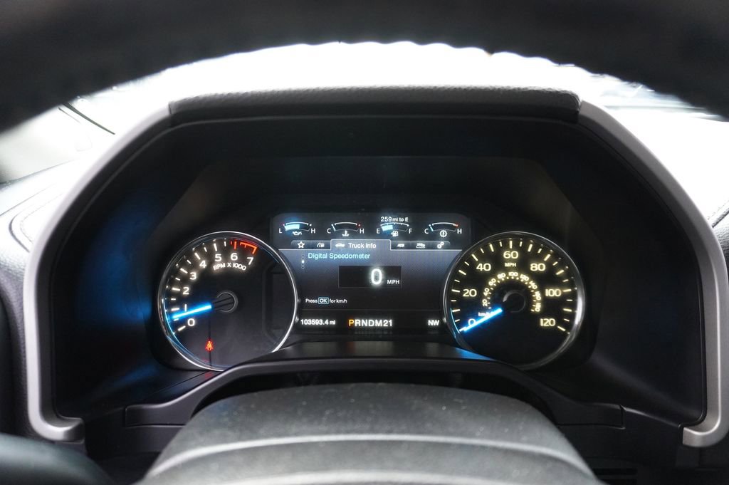 Used 2016 Ford F150 Lariat w/ Equipment Group 502A Luxury image 15