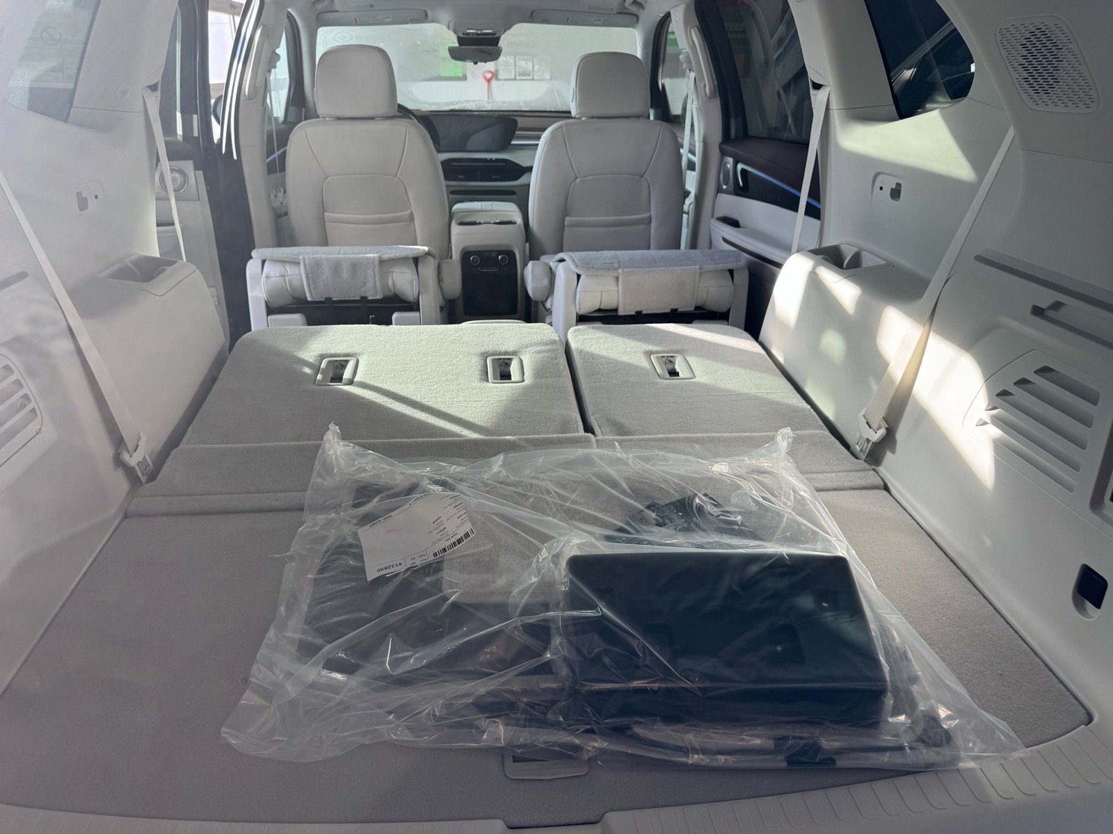 New 2026 Buick Enclave Avenir w/ Super Cruise Package image 9