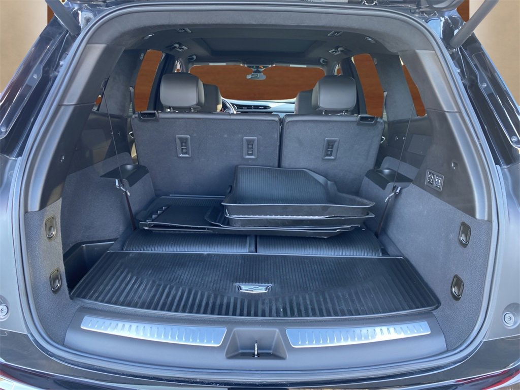 Certified 2024 Cadillac XT6 Premium Luxury w/ Platinum Package image 13