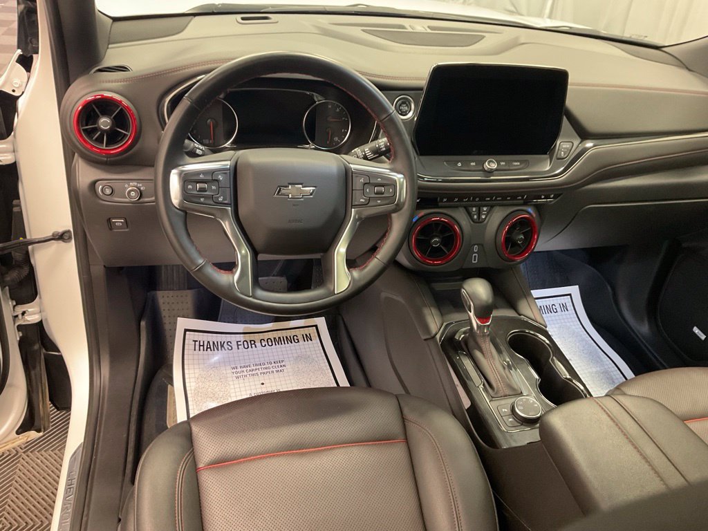 Used 2024 Chevrolet Blazer RS w/ Driver Confidence II Package AWD/4WD image 4