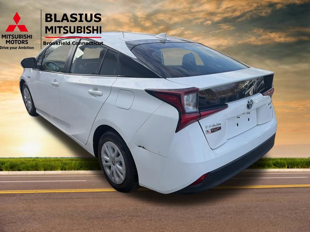 Used 2019 Toyota Prius L Eco image 8