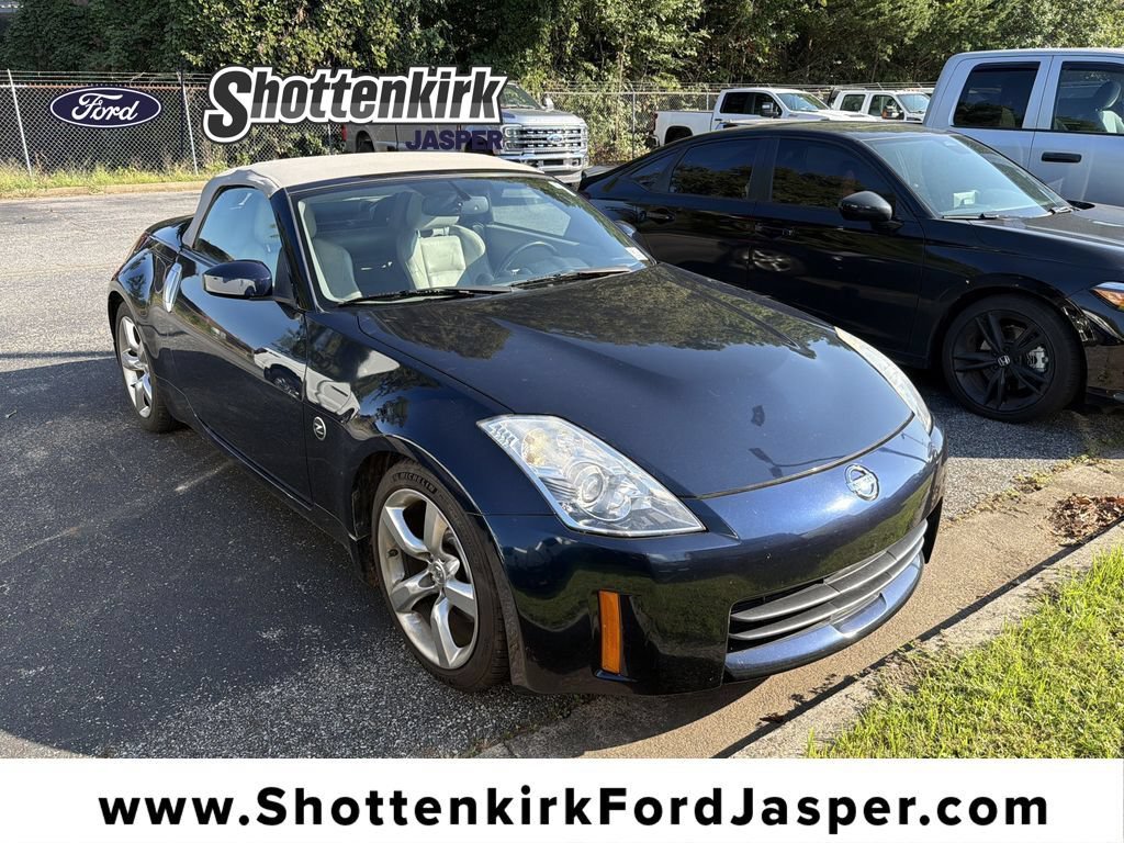 Used 2007 Nissan 350Z Touring RWD image 1
