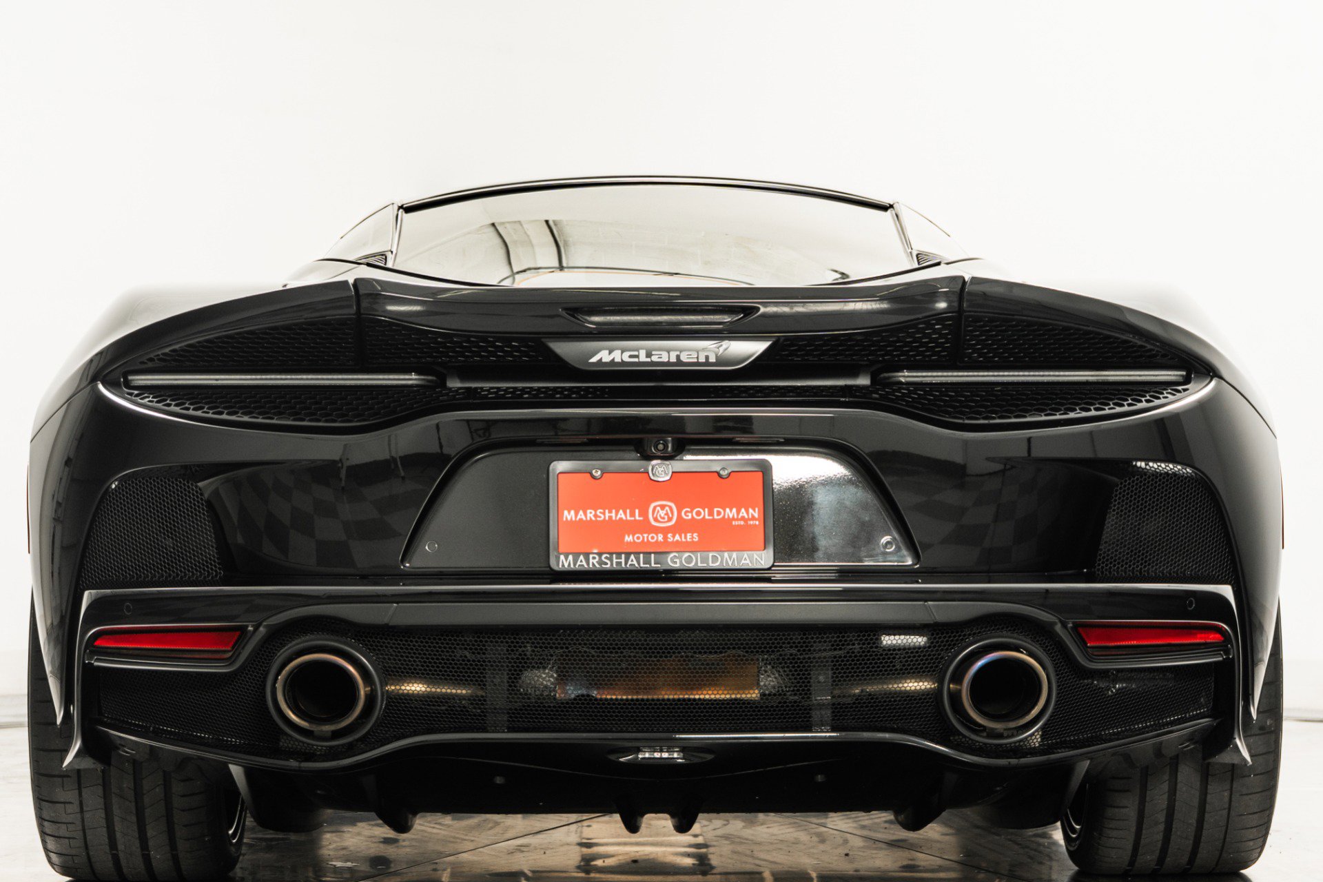 Used 2022 McLaren GT image 8