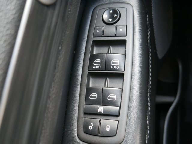 Used 2021 Jeep Grand Cherokee Laredo image 24