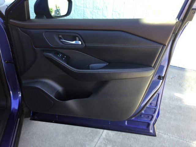 Used 2022 Nissan Rogue SL w/ SL Premium Package image 25