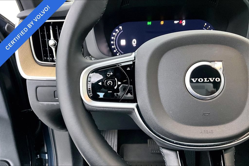 Certified 2026 Volvo XC60 B5 Plus AWD/4WD image 24