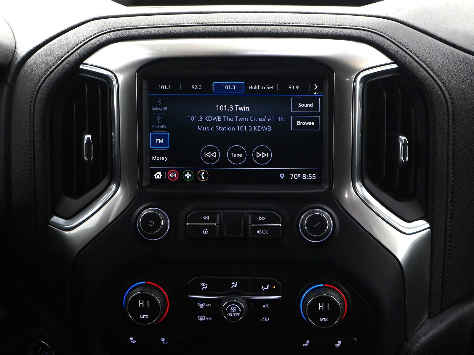 Used 2019 Chevrolet Silverado 1500 RST image 17