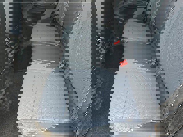 New 2026 Volkswagen Tiguan SE image 12