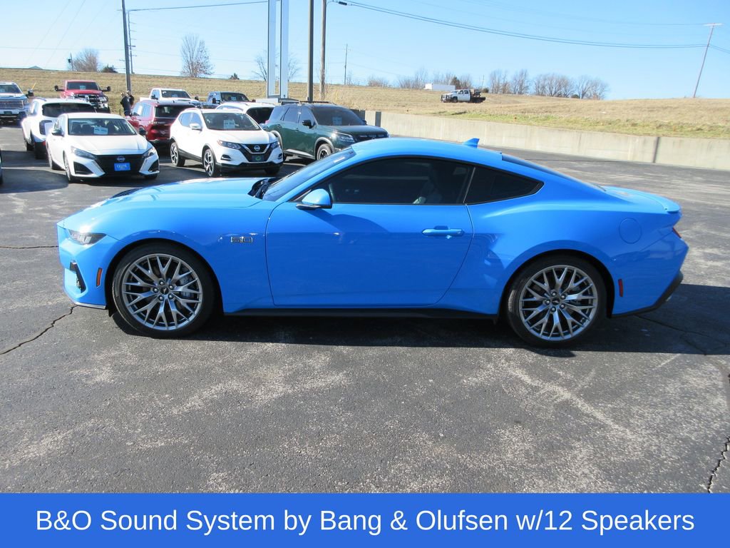 Used 2025 Ford Mustang GT Premium image 2