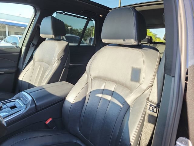 Used 2020 BMW X5 xDrive40i w/ M Sport Package AWD/4WD image 19