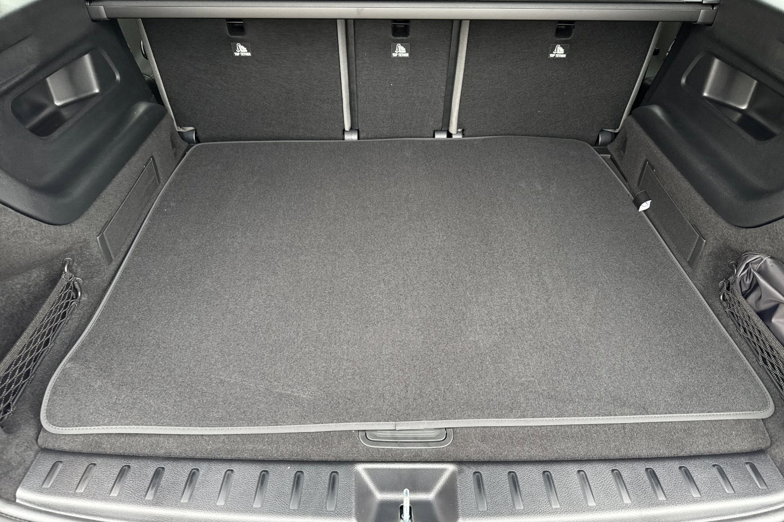 New 2025 Mercedes-Benz EQB 350 4MATIC SUV image 18