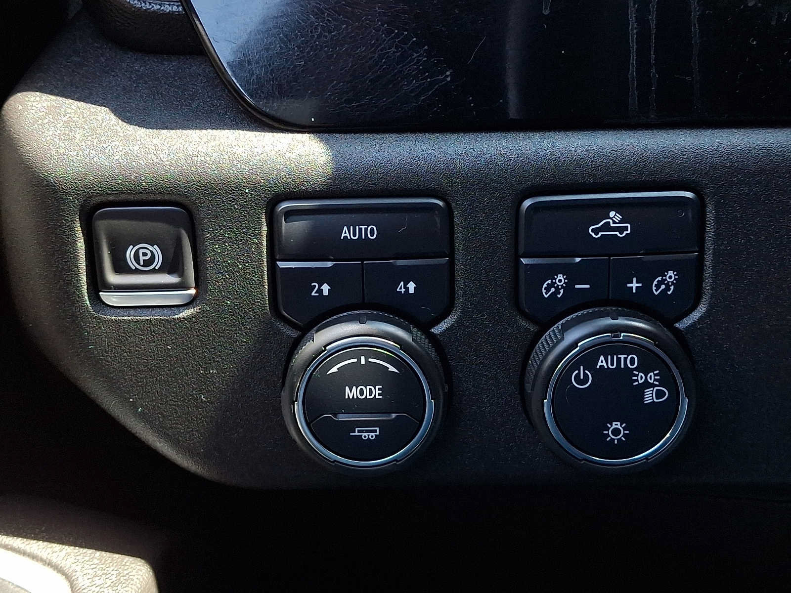 Used 2024 Chevrolet Silverado 1500 LT w/ LPO, Chrome Package AWD/4WD image 23