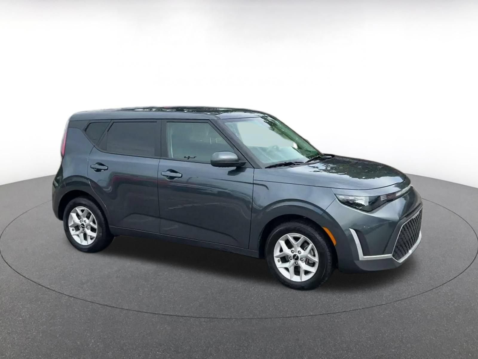 Used 2025 Kia Soul LX w/ LX Technology Package FWD video 2