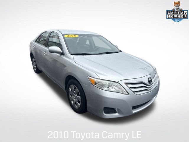 Used 2010 Toyota Camry LE FWD image 1