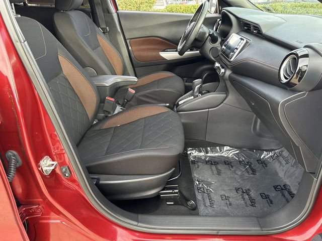 Used 2020 Nissan Kicks SR image 15