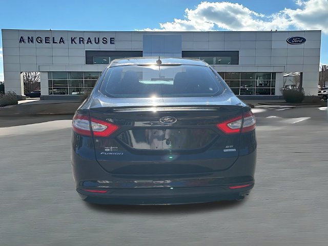 Used 2014 Ford Fusion SE FWD image 7