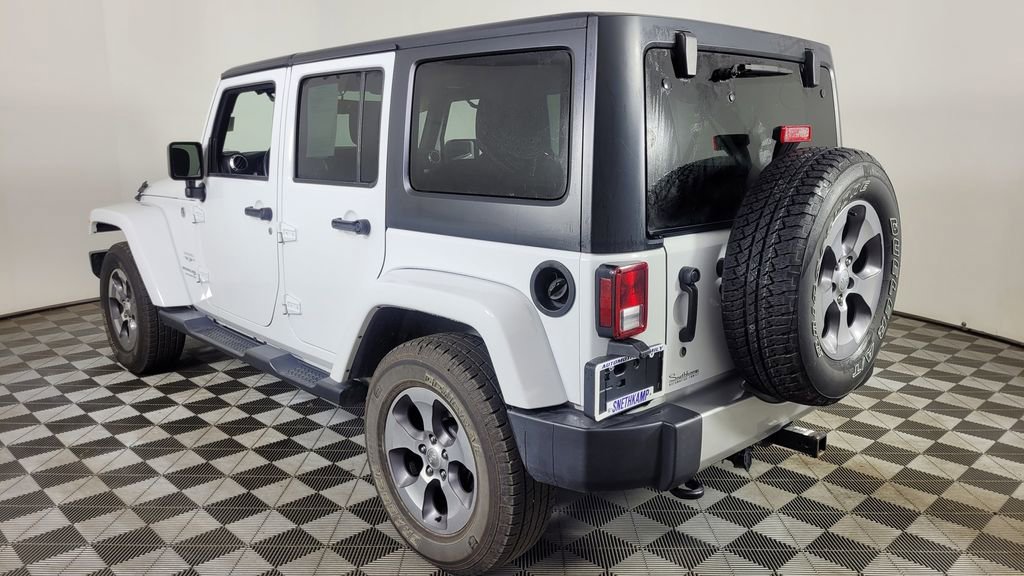 Used 2018 Jeep Wrangler Unlimited Sahara image 6