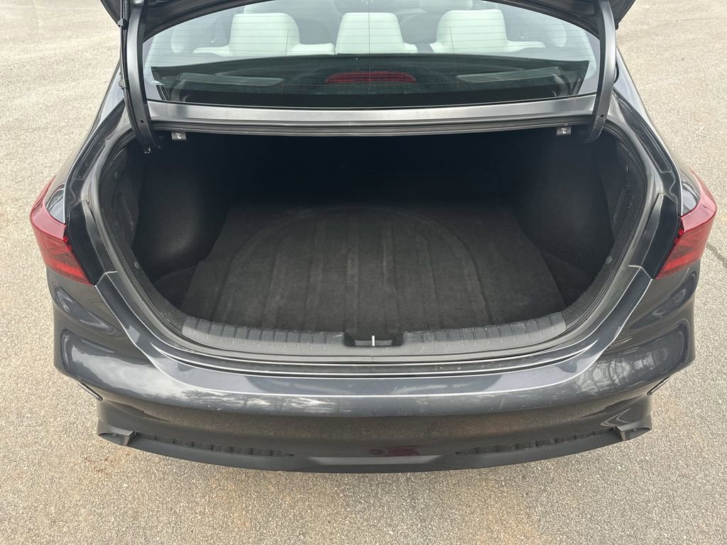Used 2023 Kia Forte LXS w/ LXS Technology Package image 19
