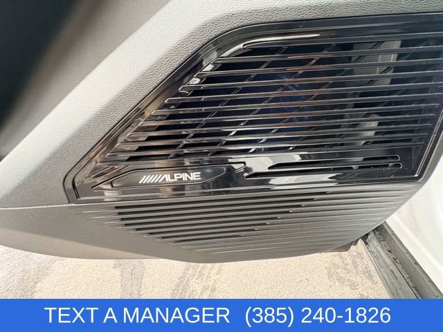 New 2026 Jeep Cherokee Overland image 13