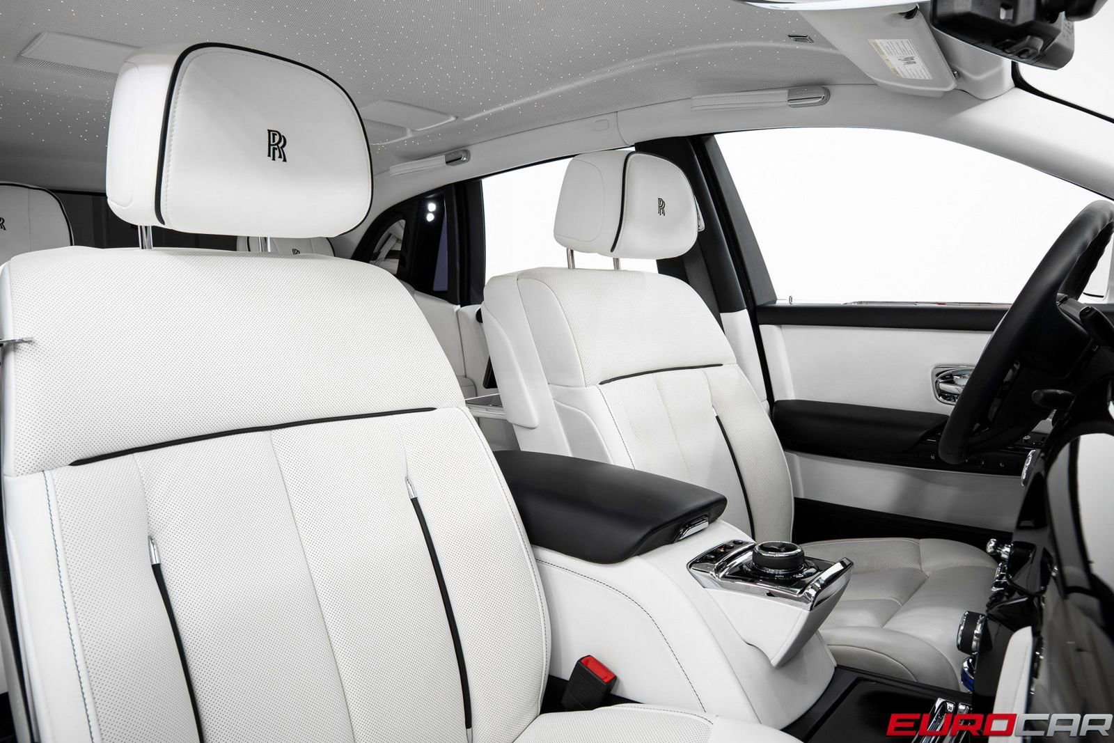 Used 2023 Rolls-Royce Phantom Sedan w/ The Phantom Package image 37