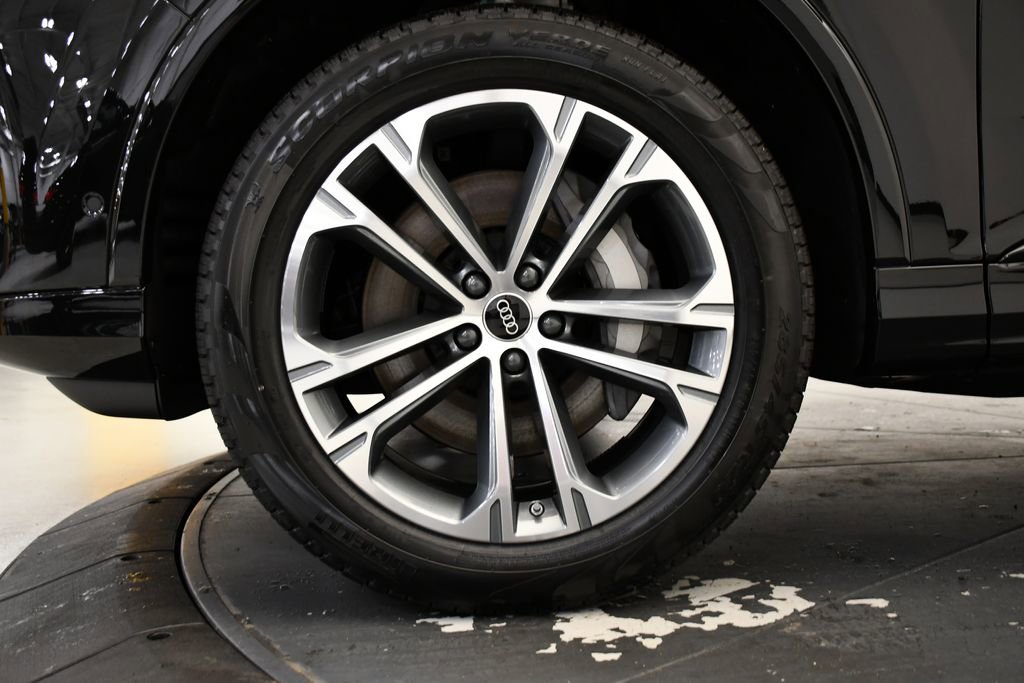 New 2026 Audi Q7 2.0T Premium image 13