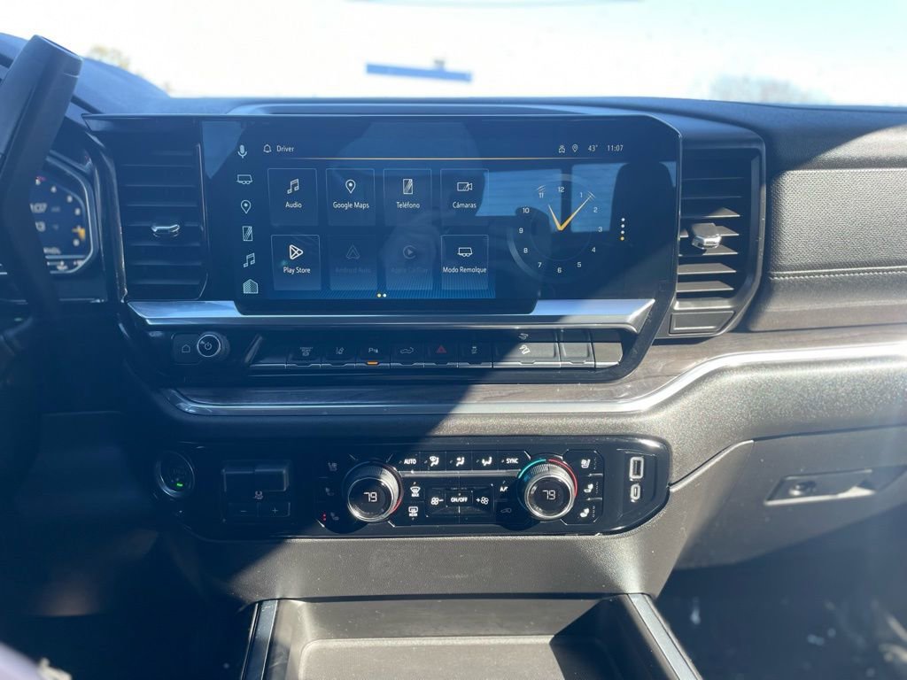 Used 2025 Chevrolet Silverado 3500 LTZ w/ LTZ Premium Package image 16